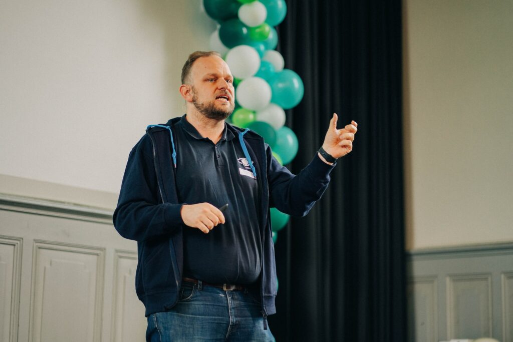 pic-222_resized-1024x683